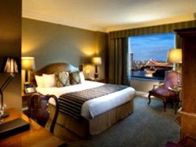 Stamford Plaza Brisbane - Tourism Guide 0