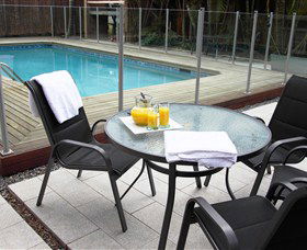 Econo Lodge City Star Brisbane - Tourism Guide 1