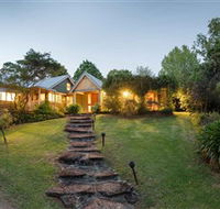 Mt Glorious Getaway Cottages and Conference Centre - Tourism Guide