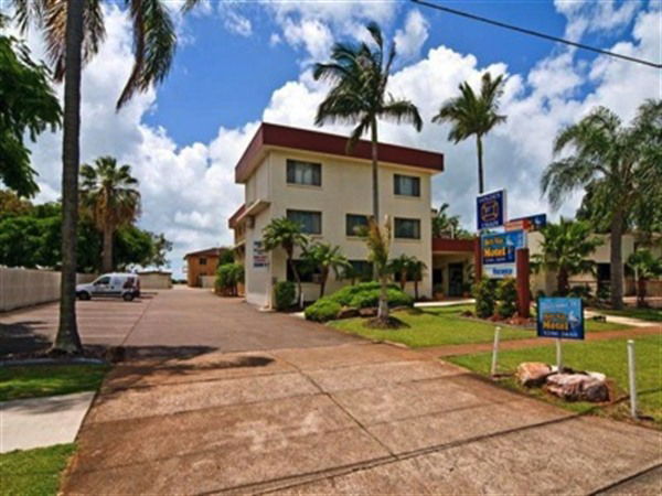 Cleveland QLD Tourism Guide