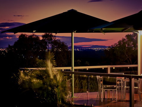 Mercure Clear Mountain Lodge Spa And Vineyard - Tourism Guide 6