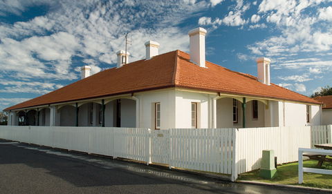 Assistant Lighthouse Keeper's Cottages - Byron Bay - Tourism Guide 0
