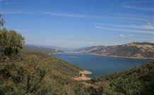 Burrinjuck Waters Holiday Park Accommodation - Tourism Guide 0