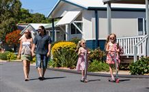 Park Beach Holiday Park - Tourism Guide 1