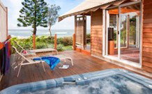 Kims Beach Hideaway - Travel Agents 0