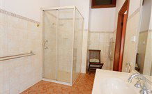 Bilpin Springs Lodge - Travel Agents 1