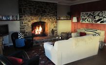 Wee Jasper Accommodation - Tourism Guide 6