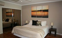 Aarons At Byron - - Travel Agents 1