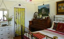 Air B And B Garden Studio - Tourism Guide 3