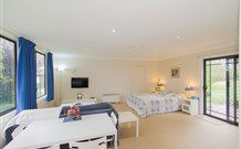 Annies Bed And Breakfast - Tourism Guide 1