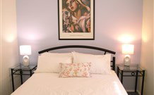 The White House Apartment - Tourism Guide 4