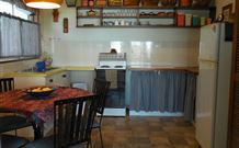 A Lake House At Burrill Lake - Tourism Guide 6