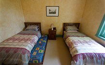 Bromyard Cottage - Travel Agents 4