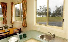 Mavis's Kitchen And Cabins - Tourism Guide 0