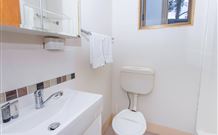 North Lodge Cottages - Tourism Guide 2