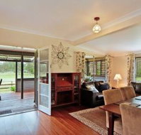 Woollamia Farm Cottage Accommodation - Travel Search