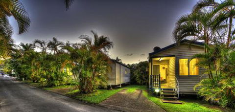 Alex Beach Cabins And Tourist Park - Tourism Guide 15