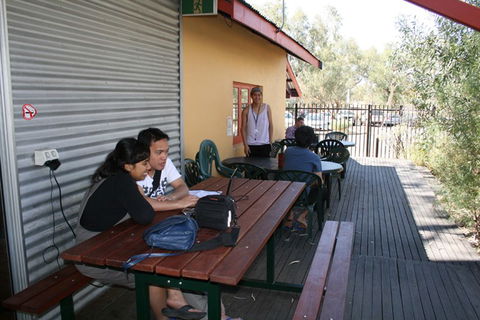 Alice Springs YHA - Tourism Guide 4