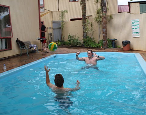 Kalgoorlie YHA - Tourism Guide 5