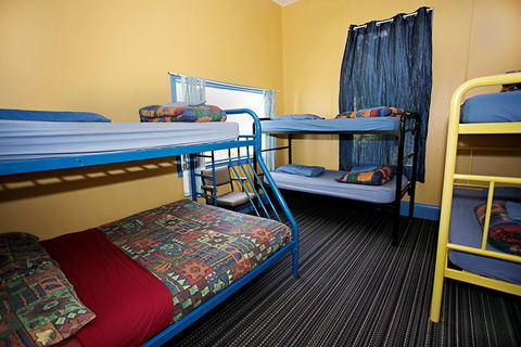 Albany YHA - Tourism Guide 6