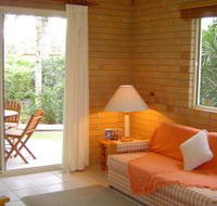 Shoreline Apartments Woodgate Beach - Tourism Guide