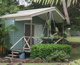 Aussie Outback Oasis Cabin And Van Village - Cruises Travel 2