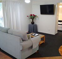 Rainbow Getaway Holiday Apartments - Travel Agents