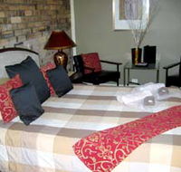 Centre Point Mid-City Motor Inn - Cruises Travel