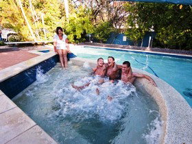 Aquarius Backpackers Gold Coast - Travel Agents 2