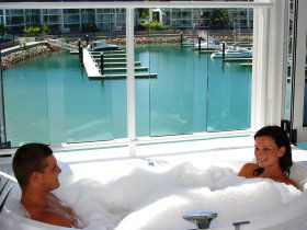Beachside Magnetic Harbour Apartments - Tourism Guide 1