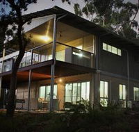 Fraser Island Waiuta Retreat - Travel Agents