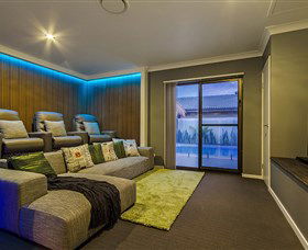 Aqua Palms At Vogue Holiday Homes - Tourism Guide 2