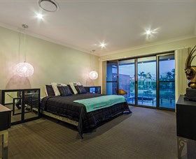Aqua Palms At Vogue Holiday Homes - Tourism Guide 3