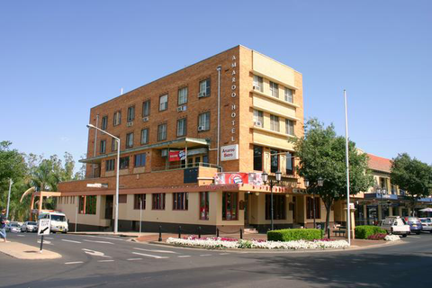 Amaroo Hotel - Tourism Guide 13