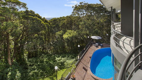 BEST WESTERN PLUS Apollo International Hotel - Tourism Guide 0