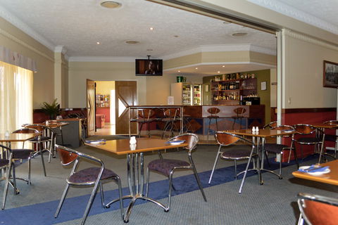 BEST WESTERN Boulevard Lodge - Tourism Guide 16