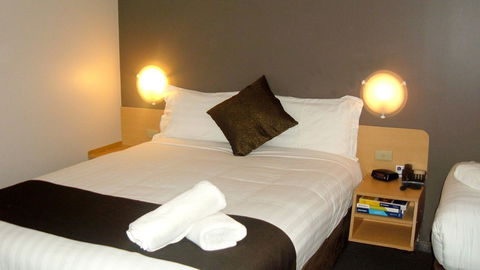 BEST WESTERN Hospitality Inn Carnarvon - Cruises Travel 1