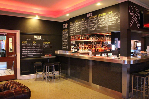 Molly Malones Irish Pub - Travel Agents 4