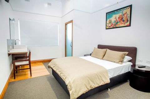 The Pier Hotel - Tourism Guide 5