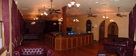 Molly Malones Irish Pub - Travel Agents 11