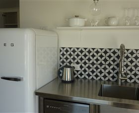 Little Holkham - Tourism Guide 0