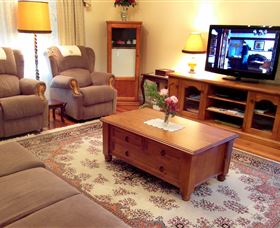 Addlestone House Bed & Breakfast - Tourism Guide 2