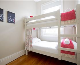 Montacute Boutique Bunkhouse - Travel Search 3