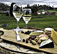 28 gates Luxury Farmstay and Fishery