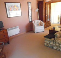 John and Eva Selles Studio Apartment - Tourism Guide