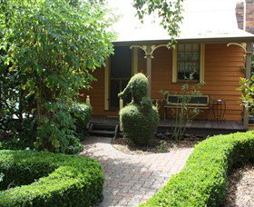 Westbury Gingerbread Cottages - The - Travel Agents 2