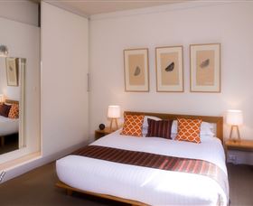 TWOFOURTWO Boutique Apartments - Tourism Guide 3