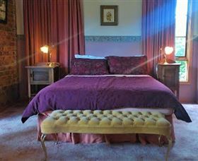 Oakdale B & B - Travel Agents 0