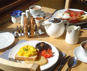 Ashdowns Of Dover Bed And Breakfast - Travel Agents 3