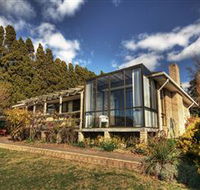 Waterside Accommodation - Derwent Vista - Tourism Guide